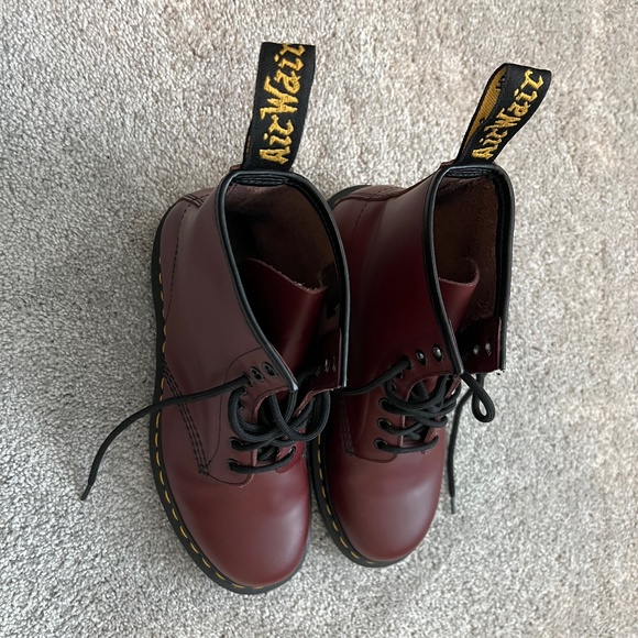 Doctor Martens Shoes - Dr. Martens LACE UP BOOTS